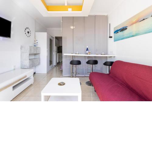 Moderno y coqueto estudio con vistas by Edén Rentals