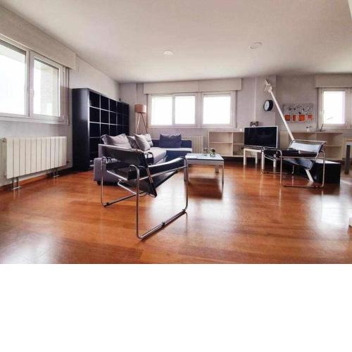 Moderno y exclusivo loft piso 21 VUT