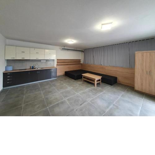 Moderný apartmán 4+1 pri kúpalisku na Kurinci