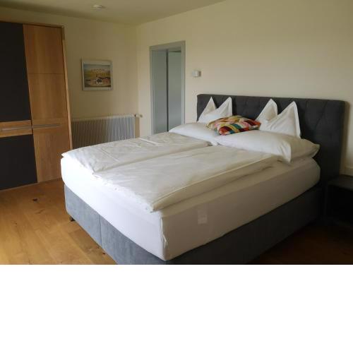 Modersnhof - exklusive Ferienwohnung