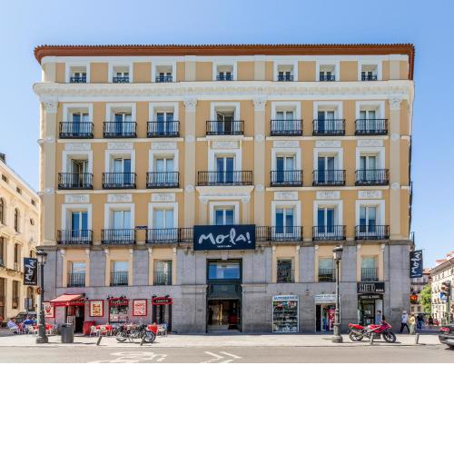 Mola Hostel