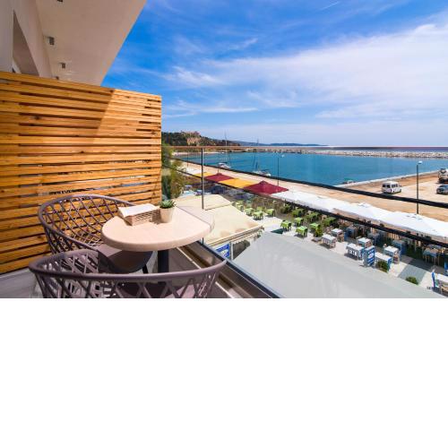 Molos Hotel