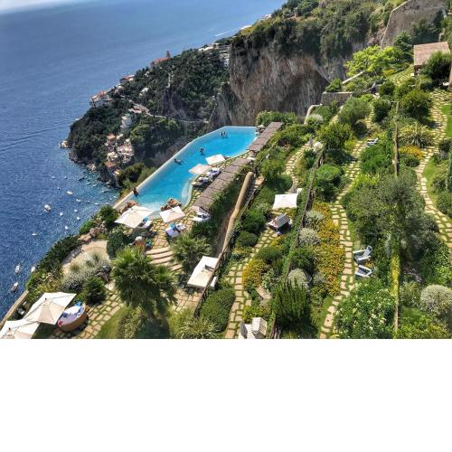 Monastero Santa Rosa Hotel & Spa