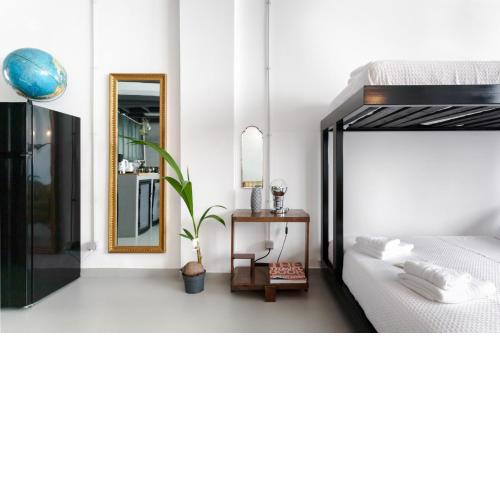 Monastiraki Factory Living- Unspoiled Athens Aparthotel