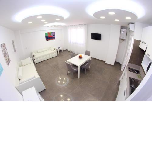 Mondo Suites Apartments