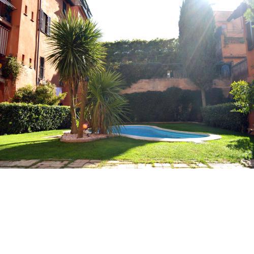 Monolocale con piscina a Trastevere