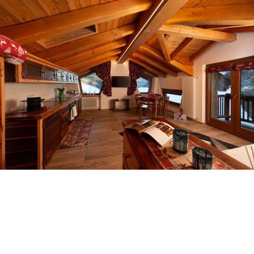 Montaz Suite and Sauna