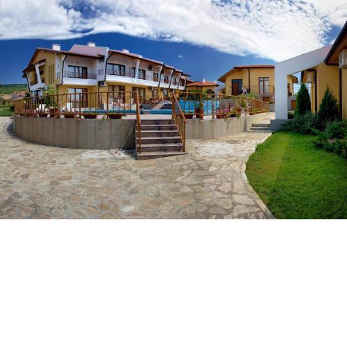 Montemar Villas