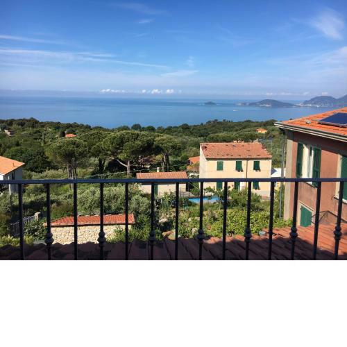 Montemarcello Holiday Home
