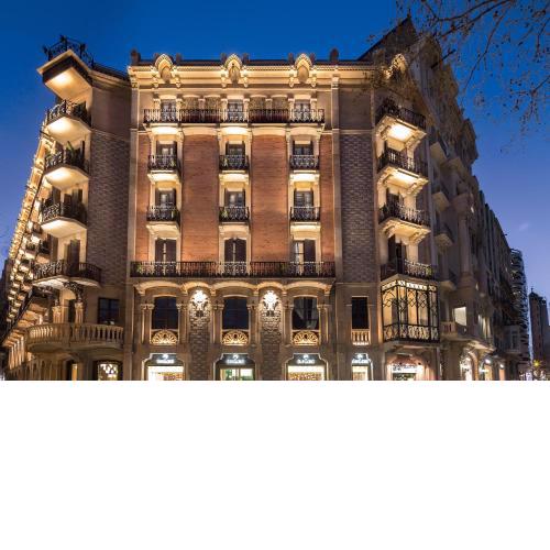 Monument Hotel
