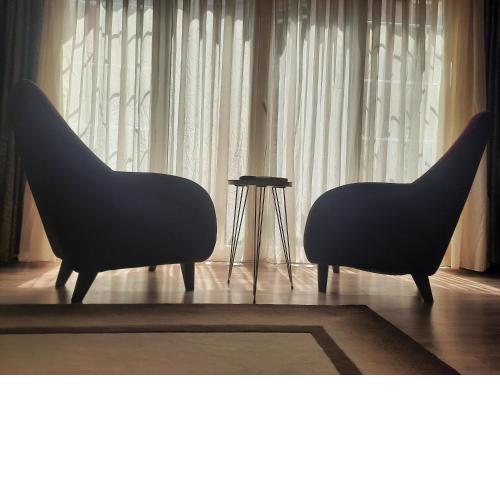 Moon Pera Suites