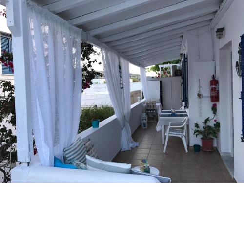 Morpheus Rooms