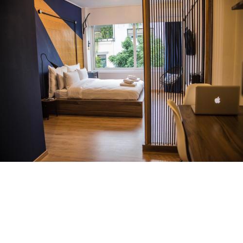 MÔSS - Monastiraki Square Suite