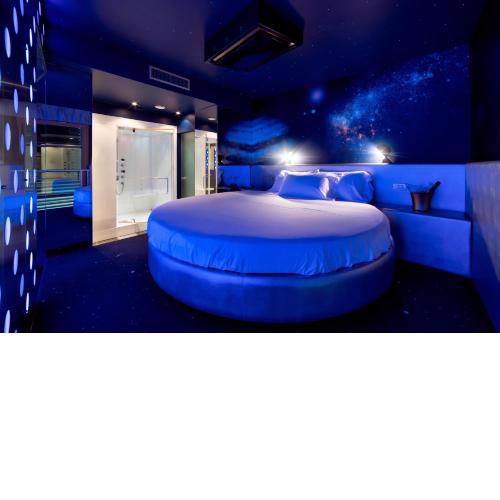 Motel Hotel Piranha
