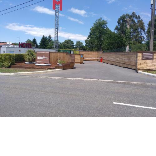 Motel Latino