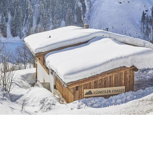 Mountain Chalet on a Skiing Area in Saalbach with Sauna