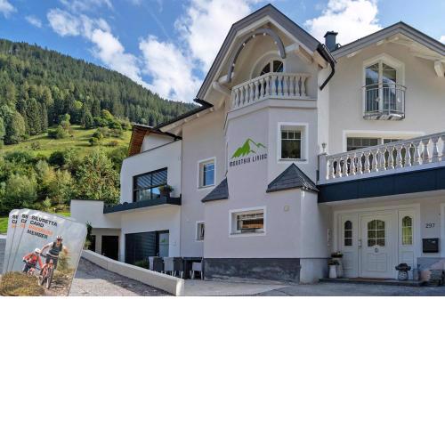 Mountain Living Ski-in & Ski out
