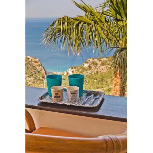 Mountain & Sea Villa