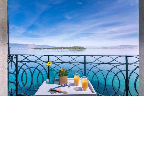 Mouragia Luxury Seaview Suite by Konnect