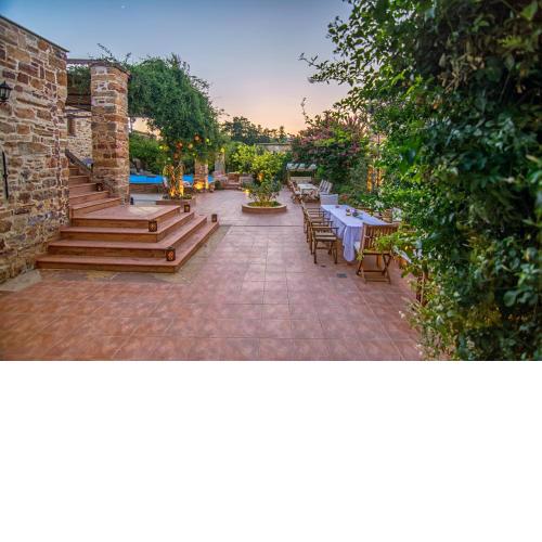 Mouzaliko Guesthouse Mansion