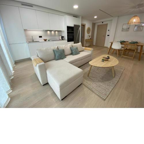 Move in Miragaia