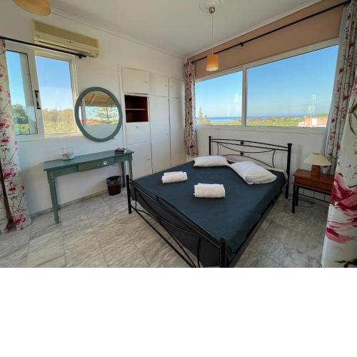 MOYRIA HOUSE 3