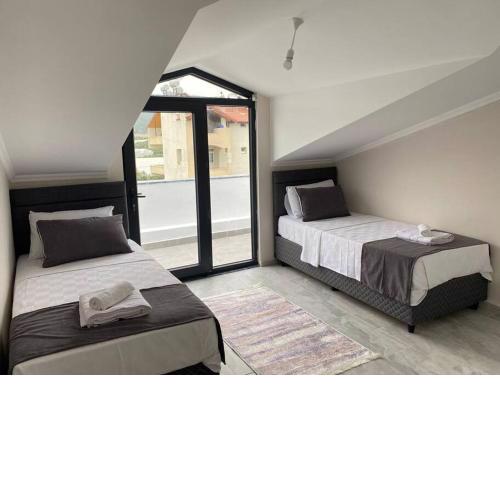 Muğla/Fethiye’de full eşyalı kiralık apart.
