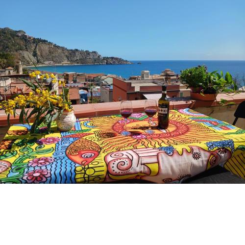 Mungi bay, flat with sea view roof top terrace