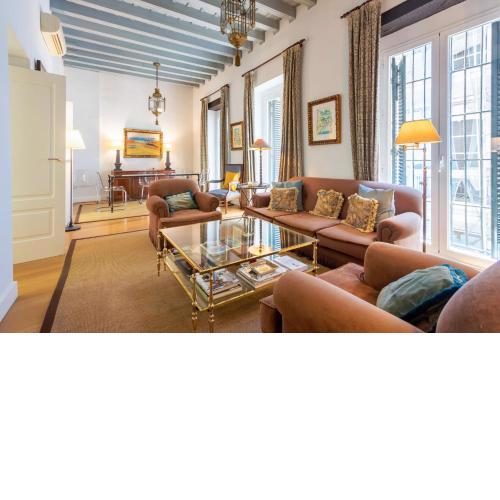 Museum Duplex and Patios, Historical Center, 8 pax