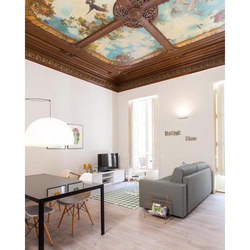 Music Palace with terrace Apartment
