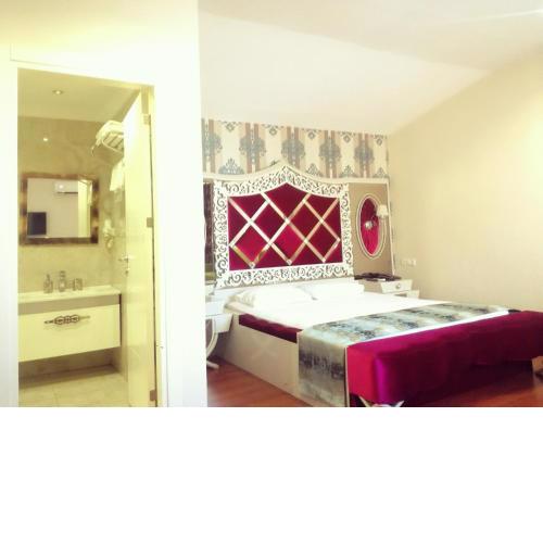 My Boutique Hotel