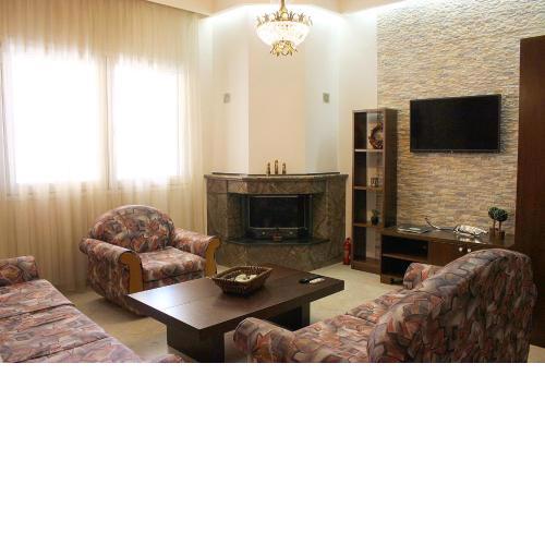 My Home - Meteora, Central Apt - 2 BD