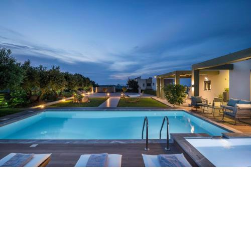 Mythic Olive villa - Heated Pool - Amazing view