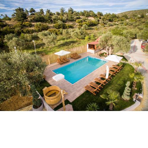 Mythos Bungalows