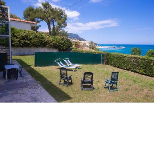 N127 - Numana, trilocale con giardino a 200mt dalla spiaggia