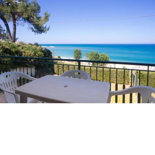 N130 - Numana, bilocale vista mare a 200mt dalla spiaggia