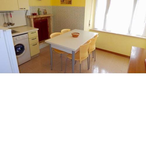 N177 - Numana, trilocale in centro con posto auto