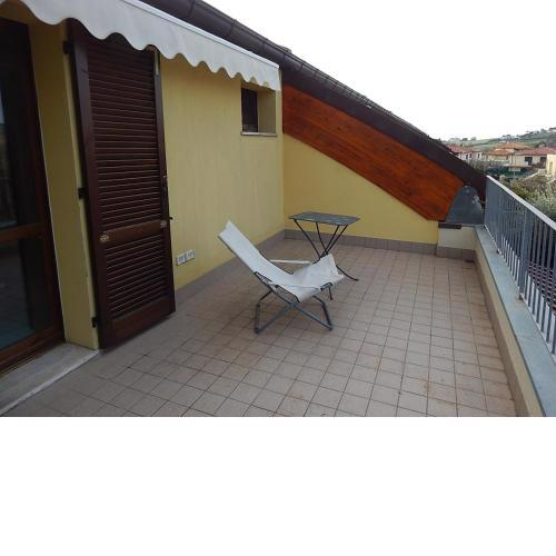 N186 - Numana, nuovo bilocale con piscina