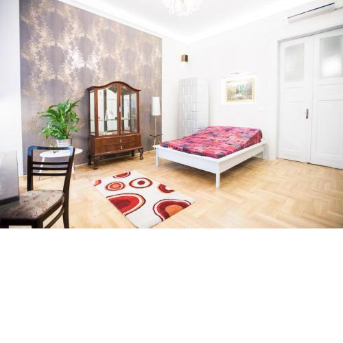 N40 by Small Home Budapest
