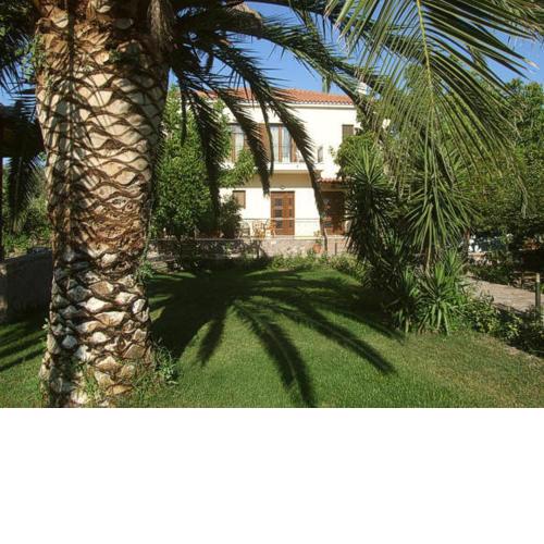 Nadia Apartments