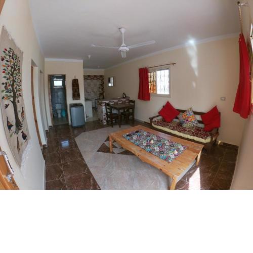 Nadia's house. Newly refurbished, two bedroom home in the heart of Dahab (Lighthouse)