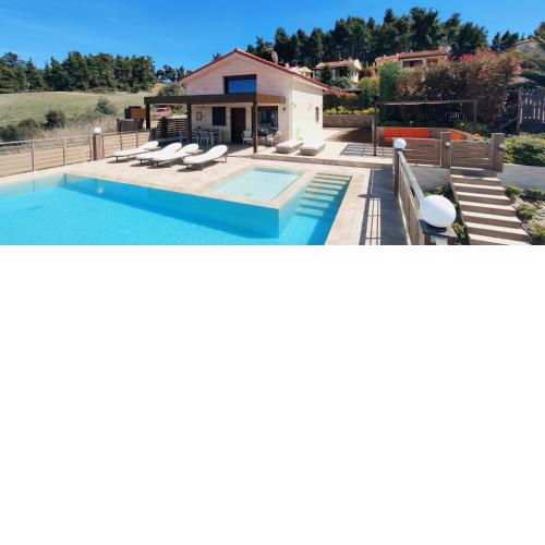 Naiara Villa with private pool