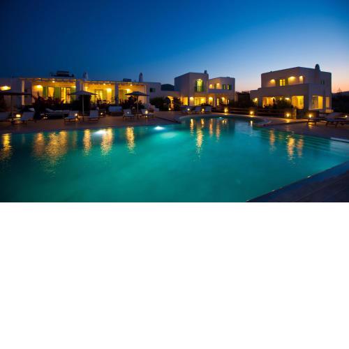 Naoussa Bay Villas