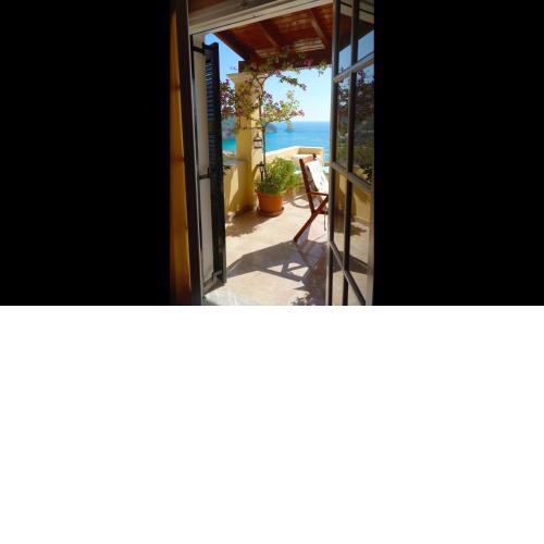Natalia Loft Apartment C with panoramic sea views of Agios Gordios bay
