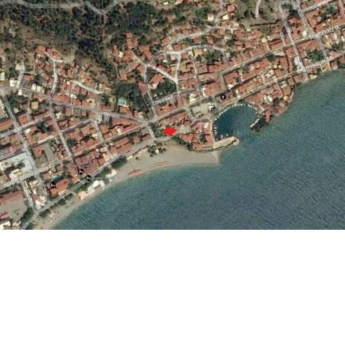 Naupactus unique harbor apartment in a stone house!