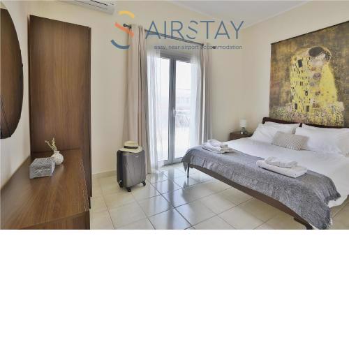 Nautilus Apartments Airport by Airstay