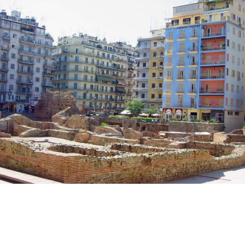 Navarino Square Apartment