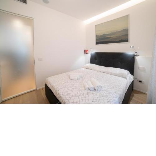 Navigli-Centro-Università, Amazing New Apartment