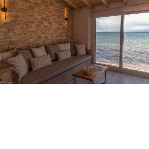 Navis Luxury