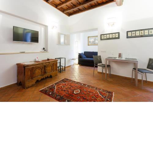 NAVONA, Old Rome Lodge